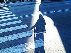 <p>sol y sombras  (oviedo)</p>