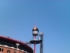 <p>El ascensor de la plaza de las Arenas   (plaza España)</p>